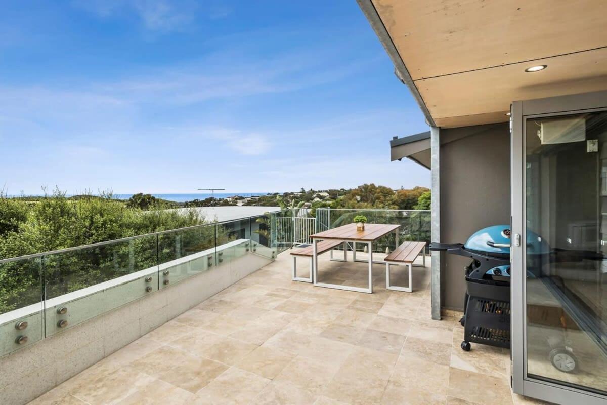 The Juc Lookout 850M To Surf Beach Villa Torquay Exterior photo